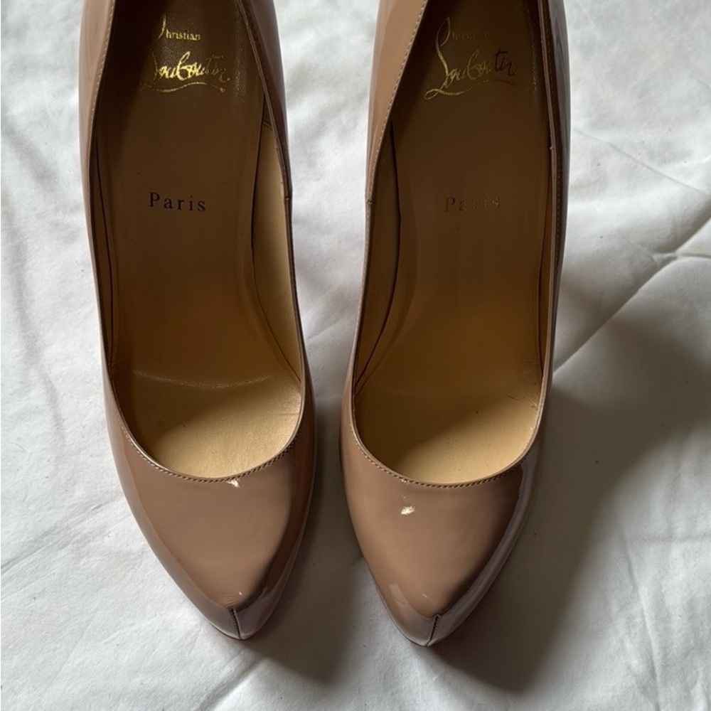 Christian Louboutin Beige Heels